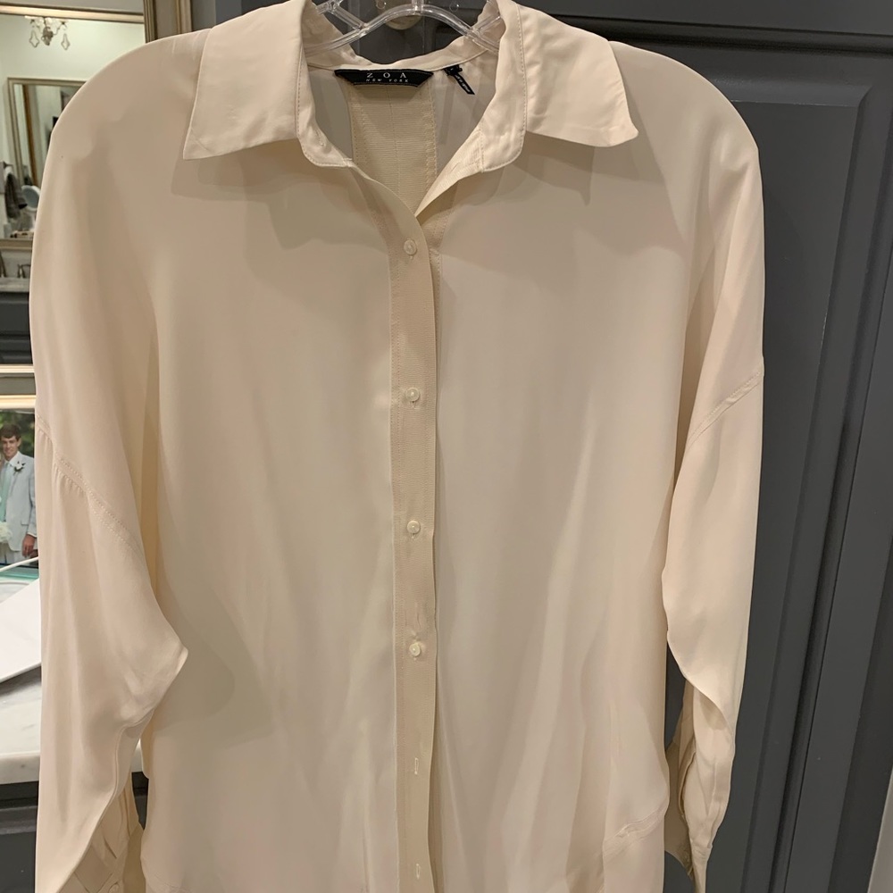 ZOA Cream button up blouse
